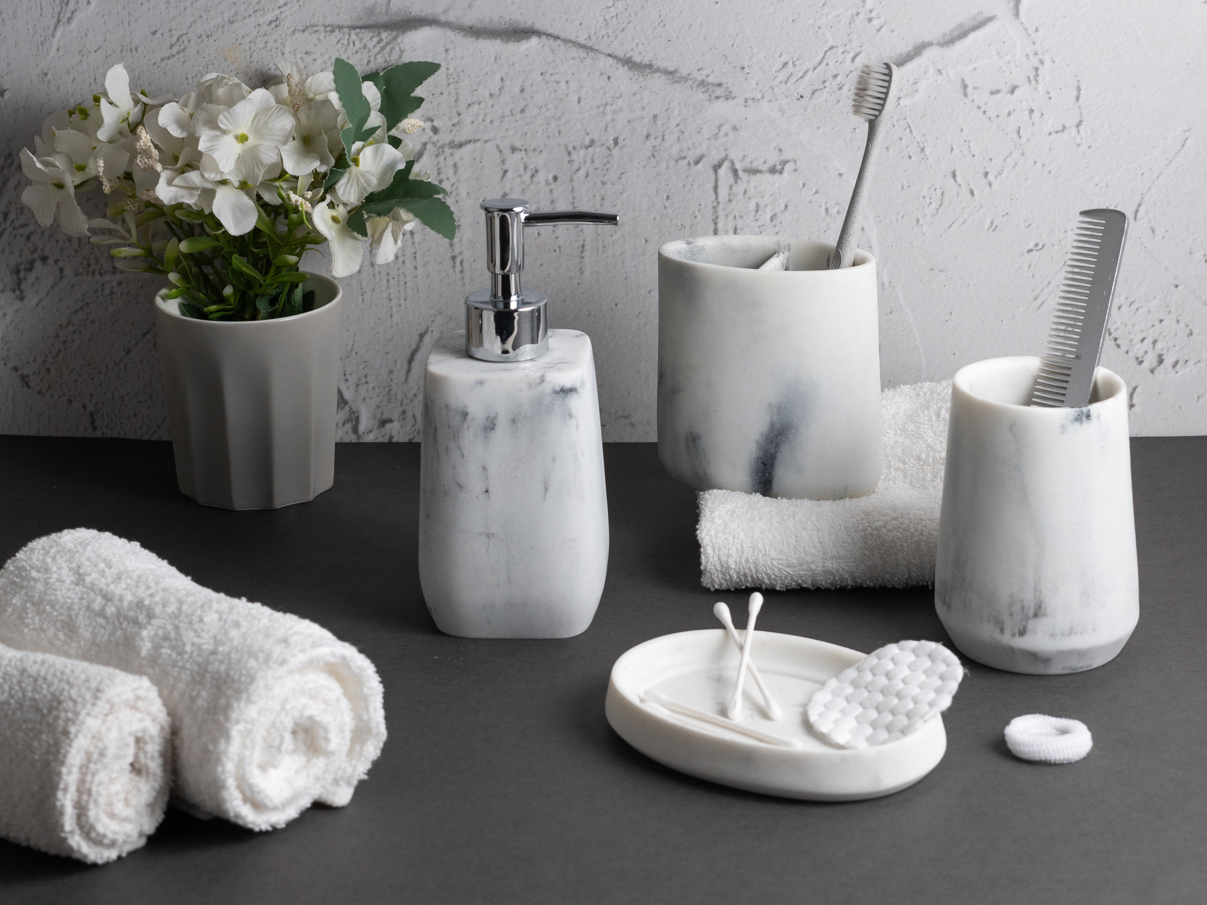 ALBA – Bathroom Set (Set of 4)