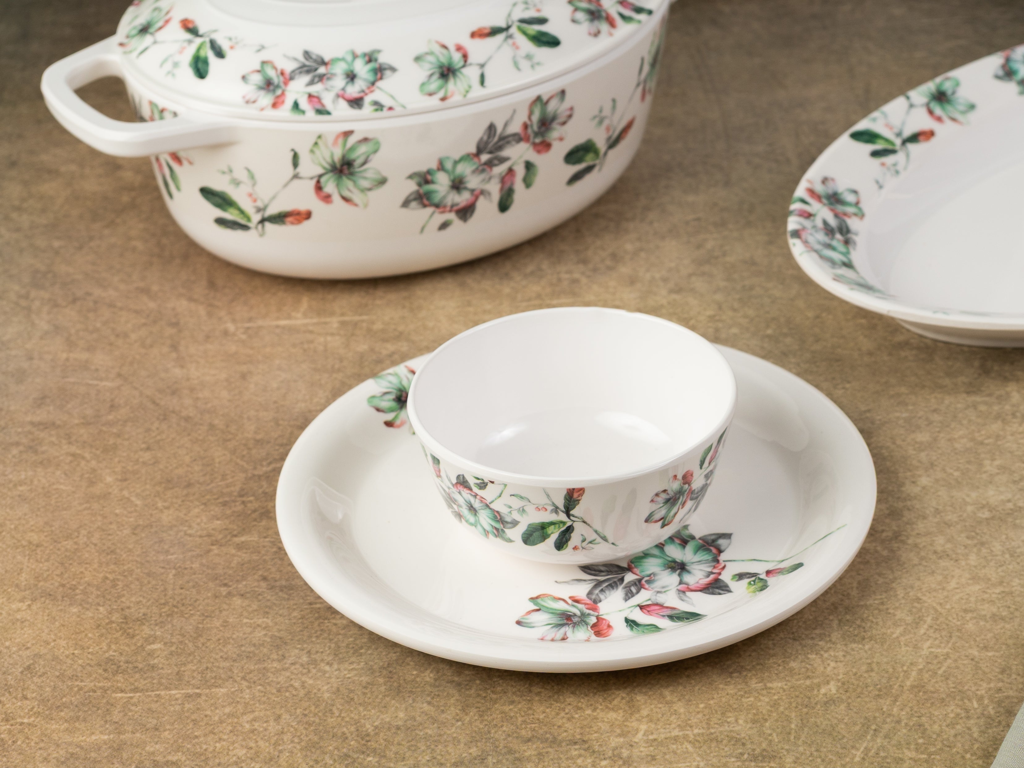 37 Piece Grace Mint Floral Classic Round Dinner Set