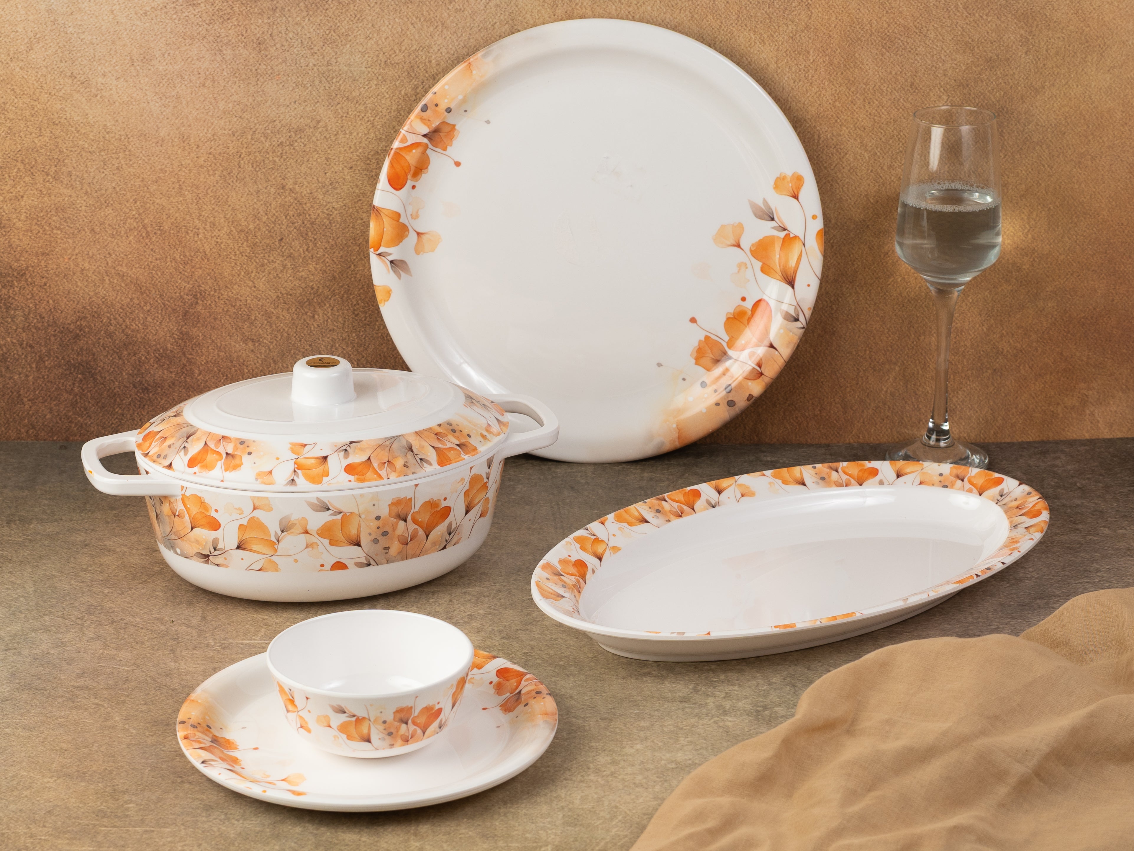 37 Piece Amber Classic Round Dinner Set