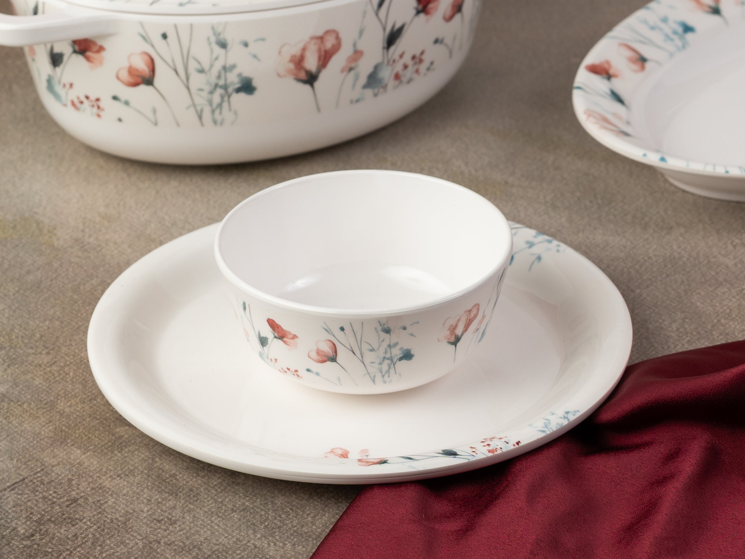 37 Piece Whisper Floral Classic Round Dinner Set