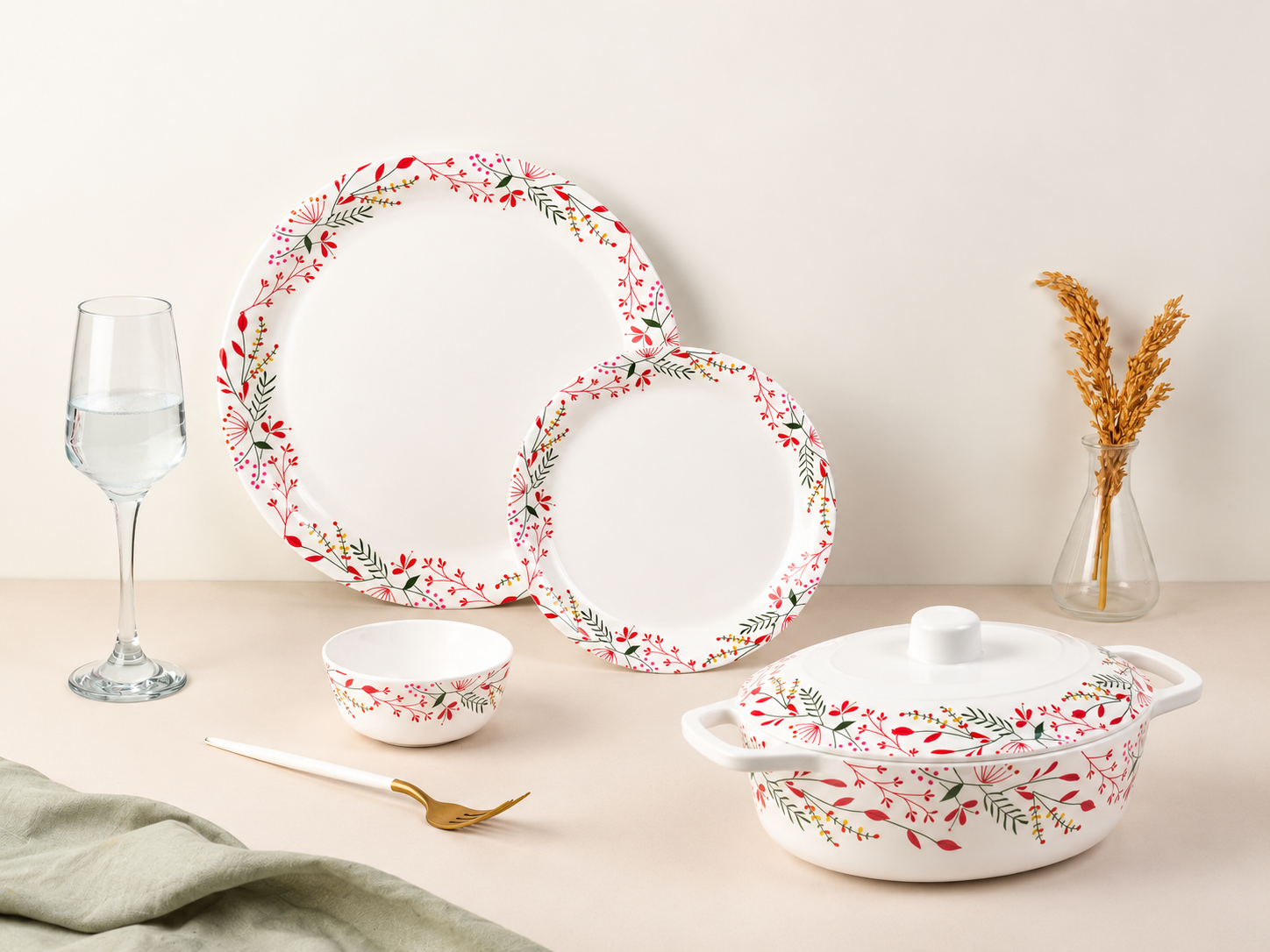 37 Piece Gardenia Botanical Classic Round Dinner Set