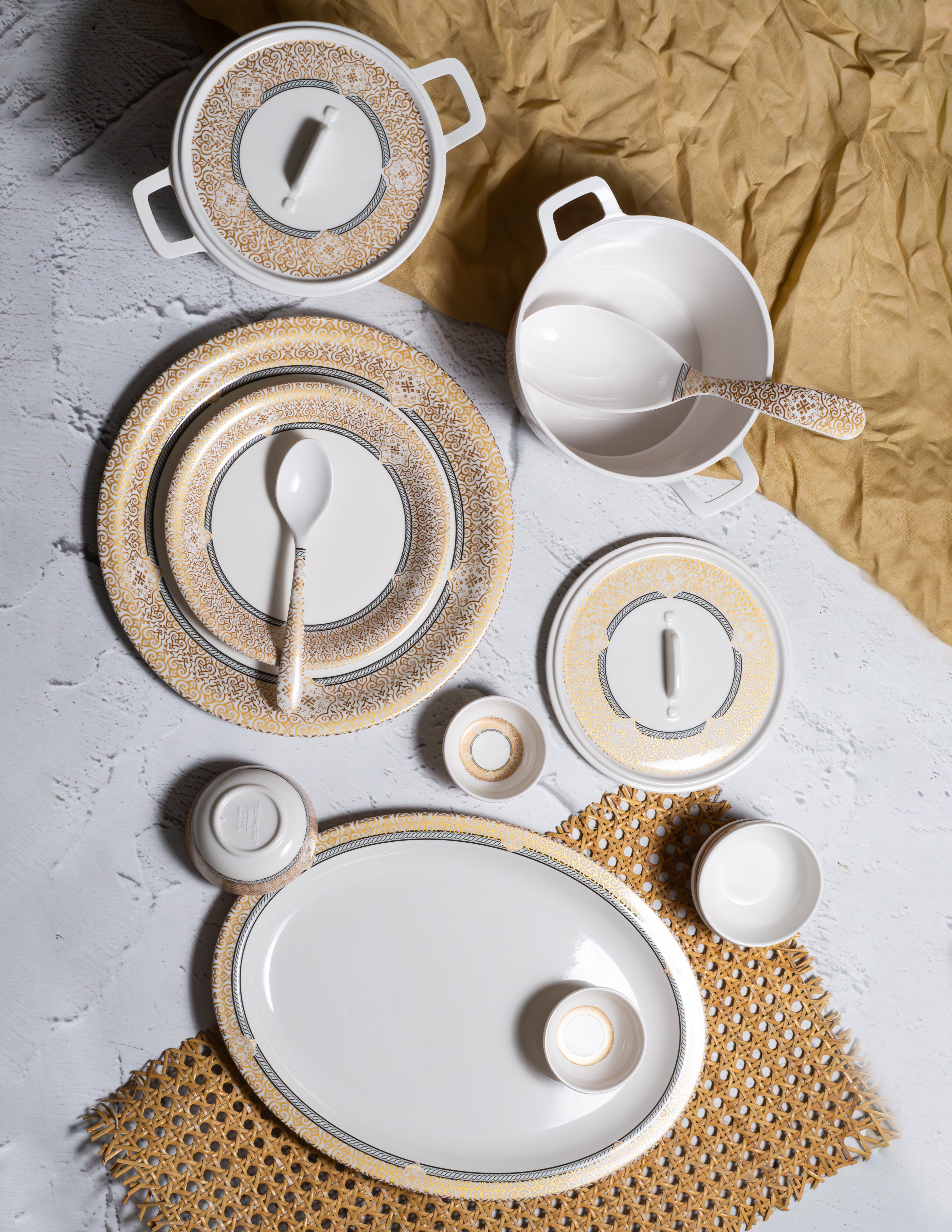 Dawat Ethnic Series Round Dinner Set(33 Piece)
