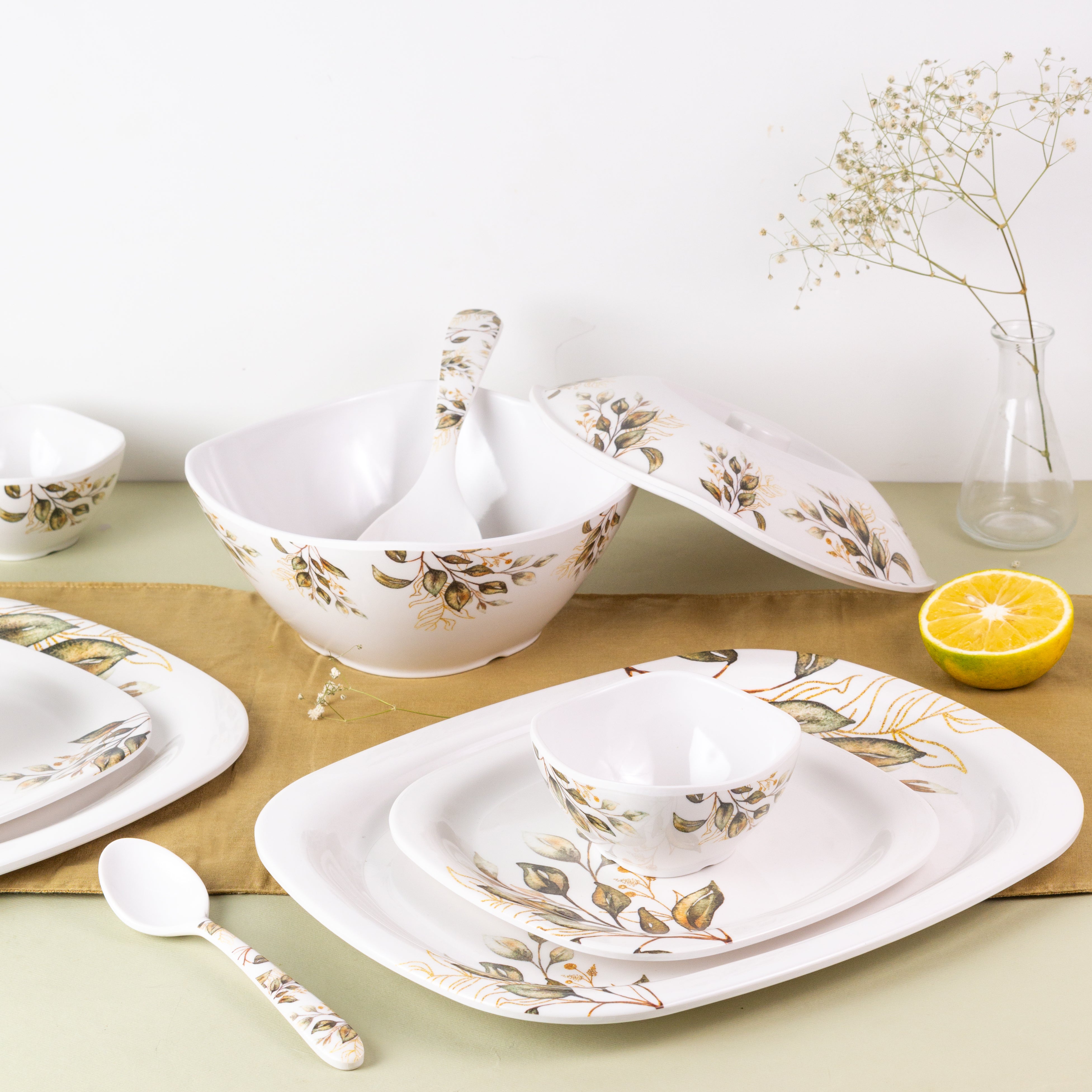 Rivera Square Dinner Set (31 Piece)
