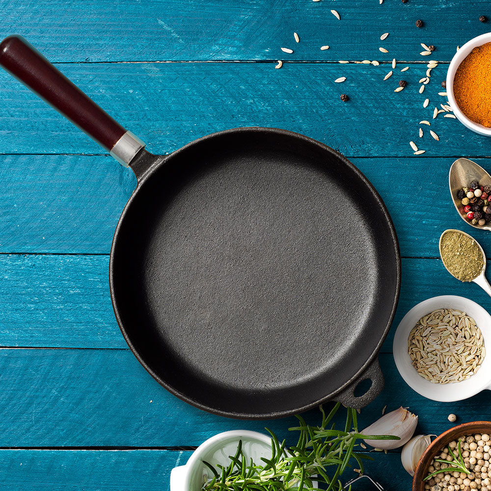 Cast Iron Fry Pan with Wooden Handle